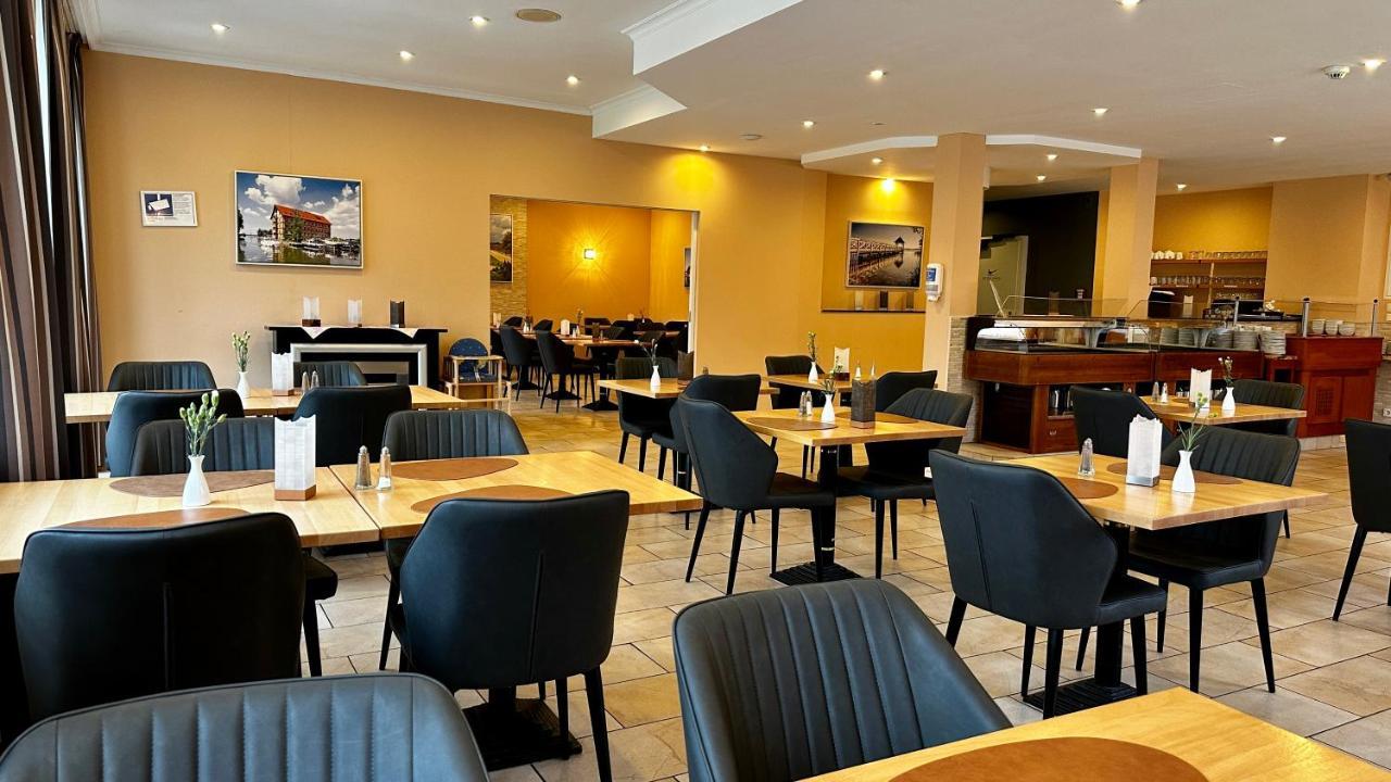 Park Hotel Fasanerie Neustrelitz Exterior photo