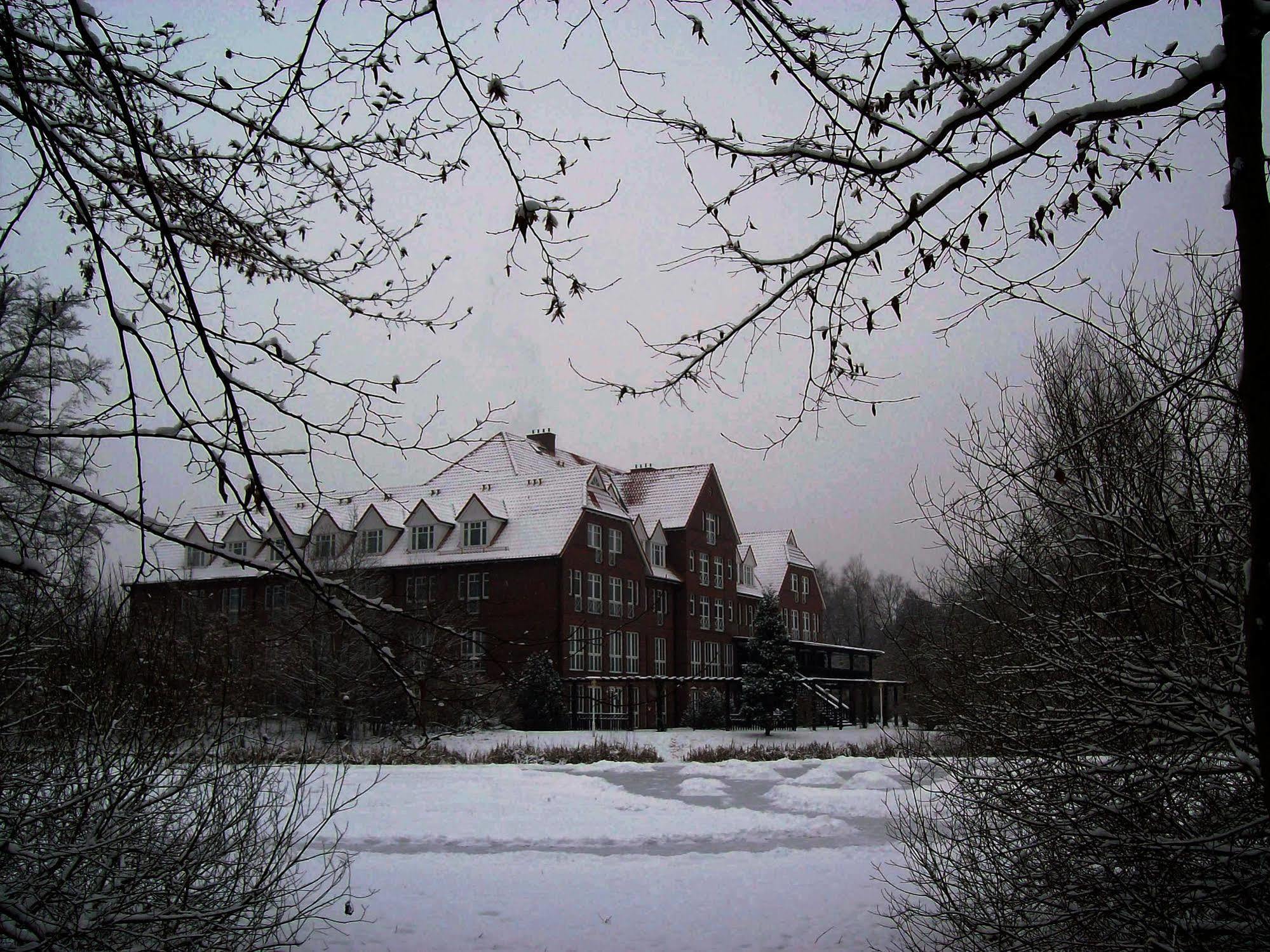 Park Hotel Fasanerie Neustrelitz Exterior photo