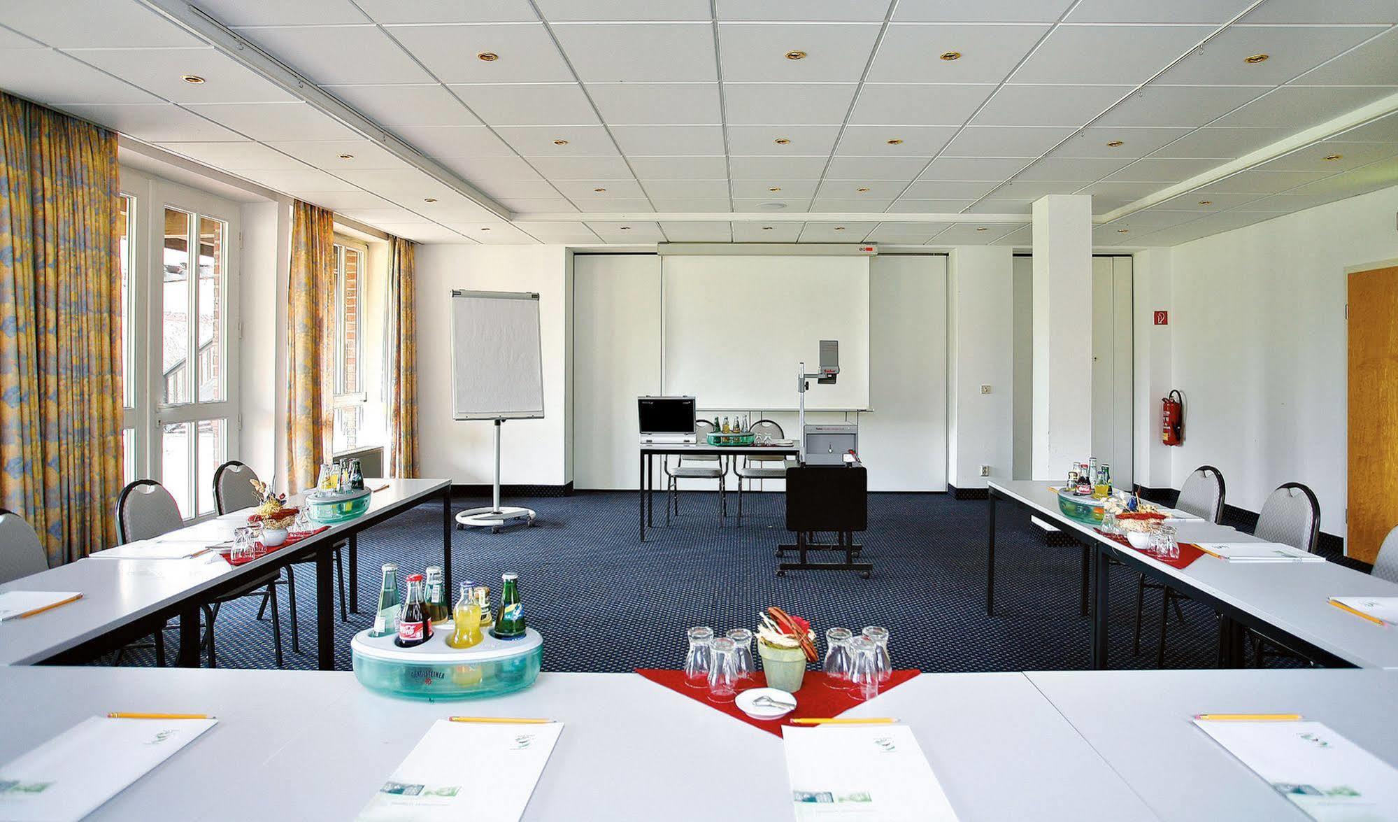 Park Hotel Fasanerie Neustrelitz Exterior photo